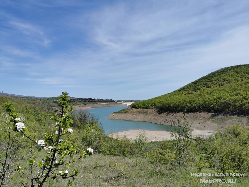 Республика Крым, г Алушта,  пос. Розовый, ул Ароматная.    В окружение леса, продается видовой земельный 11,87 соток... - 10