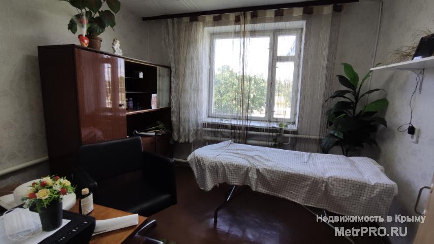 Продаётся 1 квартира!      Крым,  Красноперекопский р-н,  С.Ильинка.    1 - квартира.  1/2 этажного дома, окна... - 10
