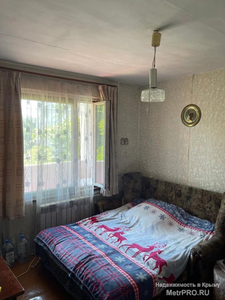Продается 3 комнатная квартира с видом на море, ул. Вакуленчука, г. Севастополь. Квартира расположена на 4 этаже 9-ти... - 2