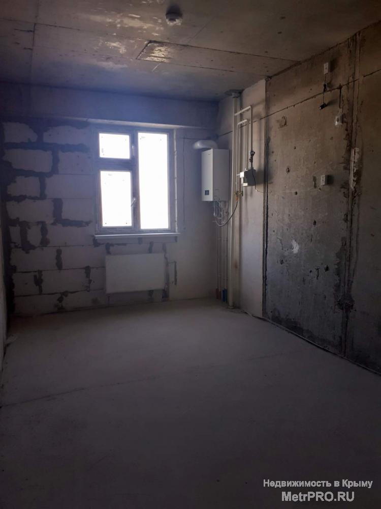 Компания 'ИнтерСтрой' предлагает приобрести просторную 2-комнатную квартиру в городе Алушта, в ЖК 'Семейный' по ул.... - 13