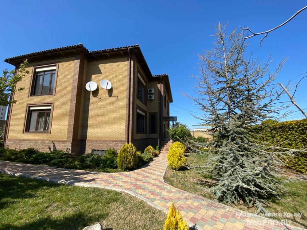 Срочно продам дом общ. пл. 470 м.кв, в трех уровнях. На первом уровне – гараж на 2 авто, газовая котельная, кабинет,... - 2