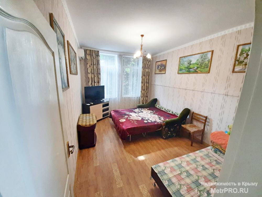 Сдаётся уютная однокомнатная квартира со всеми удобствами, до моря 100 метров, Здание находится в ста метрах от... - 2