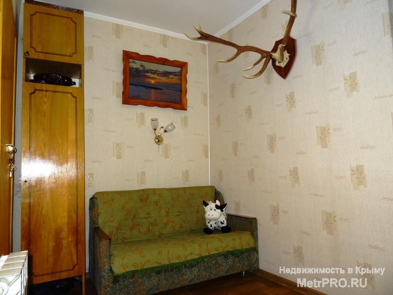 Сдается 2-комн. квартира посуточно, площадью 49 м2.  Жилая площадь 38 кв.м, кухня 9 кв.м, комнаты: 17/21 м2. В... - 8