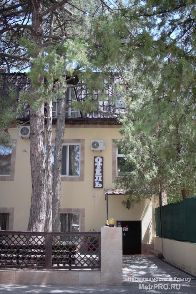 Отель «Три сосны» приглашает на отдых в Крым на майские праздники и лето!   Размещение в номерах различной ценовой... - 13