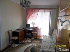 Срочно 2 к.кв по ул.Фрунзе, 3-й этаж.

Срочно продам 2 к.кв по...