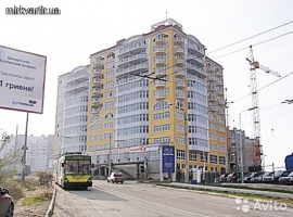 квартира в эконом отделке,свободная площадь ,автономное отопление....
