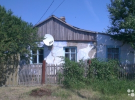 Дом расположен в с.Ильичево Ленинского р-на на участке 20 соток,до...