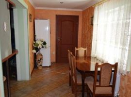с Ближнее, ул Садовая, дом 140 кв м, участок 5 соток
1-этажный дом...