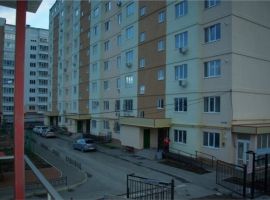 Продам 1 комнатную квартиру, 1/5 эт., 30 м2. Капитальный ремонт,...