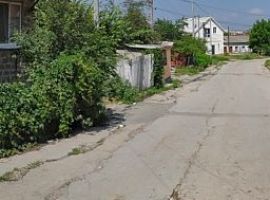 Сдам времянку в районе Старого города. Есть все коммуникации.Душа...