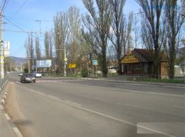 Продам недостроенный домик в с.Заречное.3 линия от трассы...