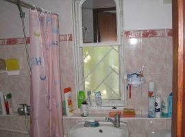 Продам дом 1-этажный дом 100 м&sup2; (кирпич) на участке 3.3 сот.,...