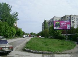 продается хорошая, светлая квартира в районе ул.Героев...