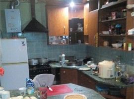 Продам квартиру студию. Отличный район, рядом парк Гагарина, до...