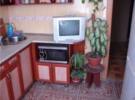 2-комнатная квартира, ул. Ларионова 34а (см. карту),недалеко от...