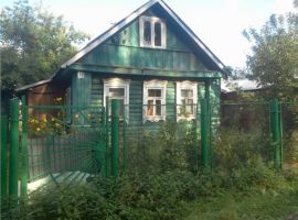 Продам дачу в с.Живописное.Есть сад.Участок земли 6 сот. Есть...