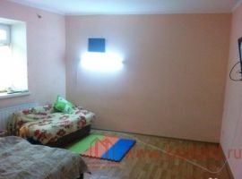 Продается квартира на земле (пол дома) в связи с переездом по ул....