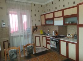 продам дом в городе,5 комнат,большая террасса,...
