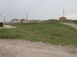 Продам участок 8 Соток.Правильной формы. Район улиц Эсмы-Улановой...