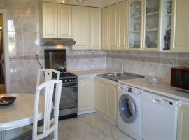 3 к.кв в Ялте, дизайнерский евроремонт 173 000 $
3 к.кв в Ялте,...