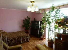 1-к квартира 37 м на 3 этаже 5-этажного панельного дома
Двойная...