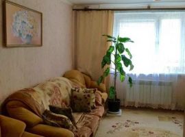 2 ком. кв.56,9 кв м, находится на 2/5 эт. блочного дома. Комнаты...