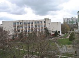Продам 3-х комнатную квартиру в хорошем районе...