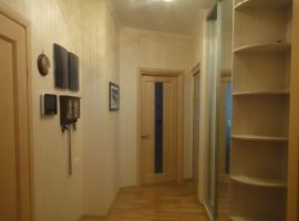 Продается квартира в новом 10-тиэтажном охраняемом элитном доме,...
