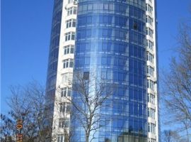 Продается квартира с панорамными окнами с ремонтом в доме по...
