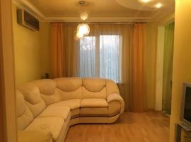 Сдается  2-х комнатная квартира ул Трубоченко .2/9. 50м . В...