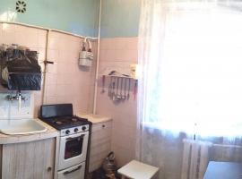 Продам 3-х комнатную квартиру практически в центре, на Кожанова....