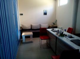 Продается офисное помещение в торговом центре по адресу...