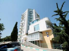 Продам 2-х комнатные апартаменты в г.Алушта по ул. Чатырдагская,...