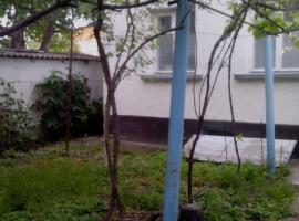 Продам дом по ул. Македонского ( г. Бахчисарай) на участке 10...