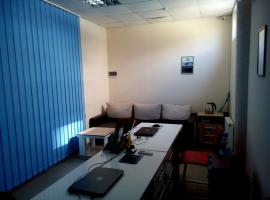 Продается офисное помещение площадью 20 м.кв. в торговом комплексе...