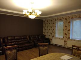 Продаю дом в г. Бахчисарае на 10 сотках. Дом общей площадью 271 м2,...