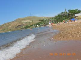 Я продаю свое имение у моря в Крыму:                  
Дом с...