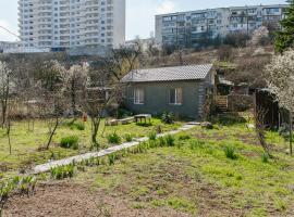 Участок 10 соток в городе + Дом в Подарок.
Продам отличный дом,...