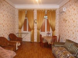 Сдается посуточно однокомнатная квартира в Ялте с евроремонтом на 4...