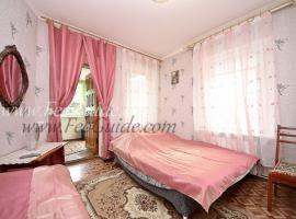 Для отдыха в центральном районе Феодосии предлагаем 3-х комнатный...