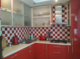 Код объекта 11391476.

Продаётся трёхкомнатная квартира...