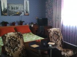 Код объекта 18637554.

Продаю четырёхкомнатную квартиру...