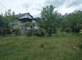 Продам дом в живописном предгорном районе, п. Ароматное...
