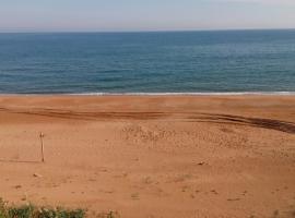 Продам 7 га на берегу моря в Крыму

Предлагаю купить бывший...